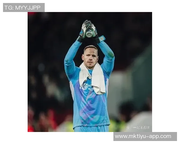 英超球员本周赛前首次单膝下跪共同反对种族歧视行动