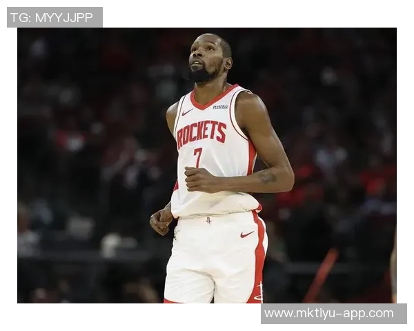 杜兰特称赞祖巴茨为顶级中锋快船实力被战绩低估